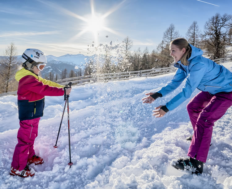 Urlaub mit Kindern im Winter in Österreich